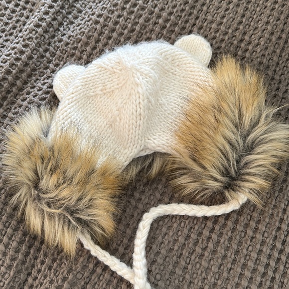 Faux Fur Lion Bonnet cream - Picture 2 of 4
